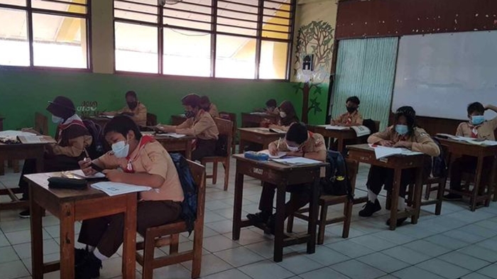 uji-coba-sekolah-tatap-muka-tahap-dua-di-sdn-duri-kepa-03-jakarta-barat.jpg