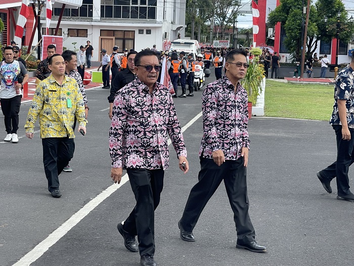 wali-kota-bitung-maurits-mantiridan-wakil-wali-kota-hengky-honandar09.jpg