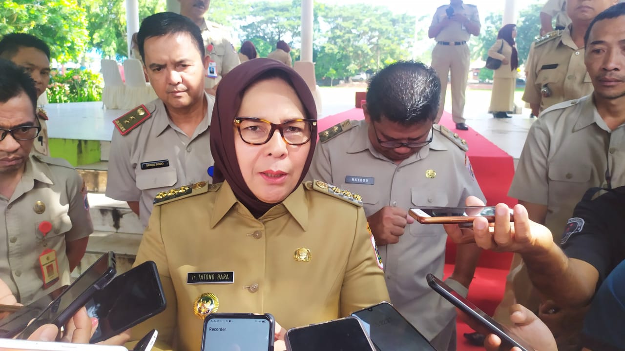 Perangi Covid-19, Tatong Bara Ajak Warga Saling Mengedukasi