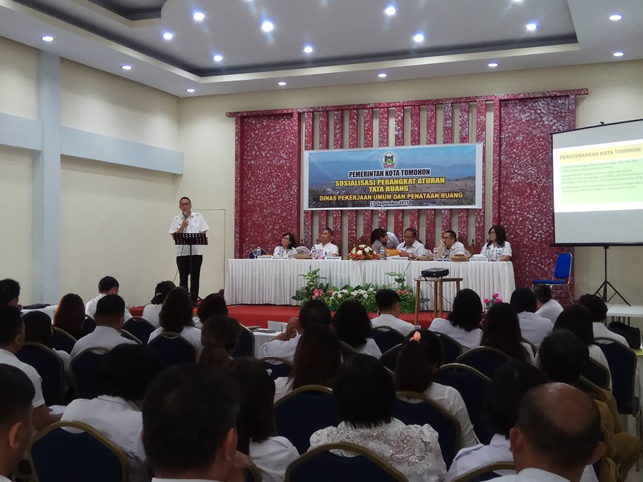 walikota-tomohon_20170913_193239.jpg