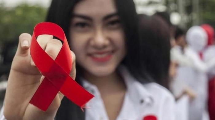 wanita-cantik-relawan-aids-23t32t.jpg