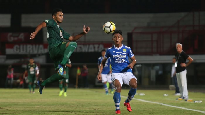 winger-persib-bandung-febri-hariyadi-545.jpg