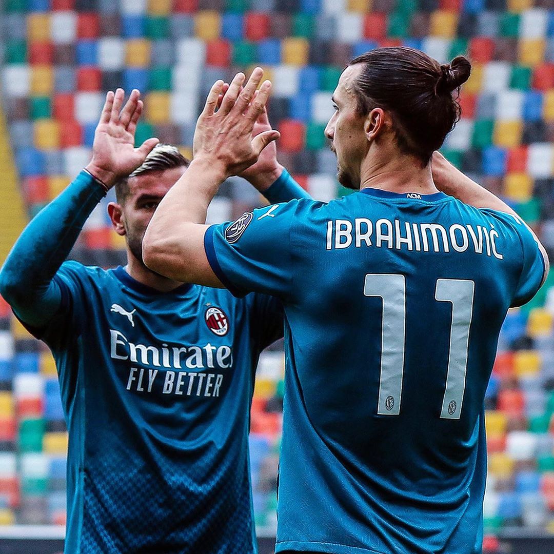 zlatan-ibrahimovic-saat-selebrasi-gol-dalam-laga-udinese-vs-ac-milan.jpg