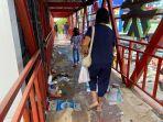 12035-Warga-menyayangkan-sampah-berserakan-dan-bau-tak-sedap.jpg