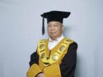 AKADEMISI-Guru-Besar-Universitas-Katolik-De-La-Salle-ManadoLKI8U98.jpg