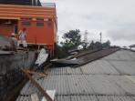 Angin-kencang-hantam-wilayah-Kelurahan-Mahakeret-Timur-dan-Mahakeret-Barat-Manado.jpg