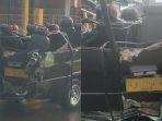 Angkutan-umum-L-300-bertabrakan-dengan-truk-sampah.jpg