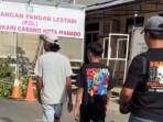 Aparat-kepolisian-berhasil-mengungkap-dua-pelaku-yang-diduga-terlibat-dalam-kasus-penikaman.jpg