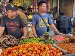 BAHAN-POKOK-Satu-diantara-penjual-cabai-dan-bumbu-dapurlo0.jpg