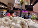 BAPOK-Suasana-di-Freshmart-Bahu-Kota-Manado-Sulut-Kamis-2732025.jpg