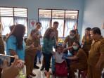 BIAS-Ellen-Honandar-saat-di-Pencanangan-Bulan-Imunisasi-Anak-Sekolah-BIASLO0.jpg