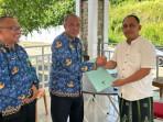 Bupati-Bolmong-Yusra-Alhabsyi-Plt-Dirut-RSUD-Datoe-Binangkang-kepada-Yusuf-Detu.jpg