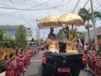 Bupati-dan-Wabup-menggunakan-mobil-bak-terbuka-saat-dilepas-ke-k.jpg