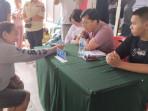 DISIDANG-Pada-Jumat-3102025-sebanyak-24-pelanggar-disidangkan-di-Kecamatan-Sario890.jpg