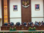 Dok-Rhendi-Umar-dan-Tim-YSKfhfghfgh789089879.jpg