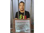 Foto-Dokumentasi-Polresta-Manado-Caption-pelaku-dan-barang-bukti-yang-diamankan.jpg