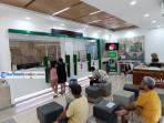 Foto-Tribun-ManadoFernando-Lumowa-Suasana-pelayanan-nasabah-gadai.jpg