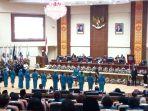 Foto-Tribun-ManadoFistel-Mukuan-Caption-Aniek-Wulandari-saat-mengukuhkan.jpg