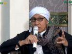Foto-dari-Buya-Yahya-saat-ceramah.jpg