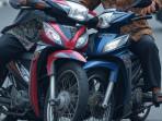 Gambar-ilustrasi-kecelakaan-motor-diolah-dari-AI-GROK-X.jpg