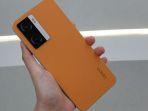 Harga-HP-Oppo-A77s-tersedia-varian-warna-Sunset-Orange.jpg