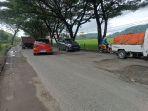 Memprihatinkan, Pengendara Sorot Ruas Jalan Trans Desa Solog Bolmong Sulut yang Berlubang