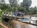 Jembatan-darurat-di-Kexamatan-Talawaan-Minahasa-Utara-rawan-bencana.jpg