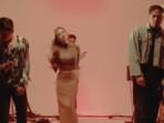 Juicy-Luicy-Adrian-Khalif-feat-Mahalini-Lirik-lagu-Sialan.jpg