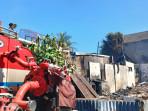 KEBAKARAN-RUMAH-Kebakaran-di-Jalan-Ahmad-Yani-14-Lingkungan-I-Kelurahan.jpg