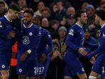 Kai-Havertz-saat-dikerumuni-rekan-setimnya-seusai-mencetak-gol-buat-Chelsea.jpg