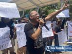 Ketua-Aliansi-Sopir-Dump-Truk-Sulut-William-Luntungan-ungkap-mafia-solar-di-Sulut.jpg