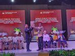 Ketua-Tim-Panelis-Debat-I-Pilwako-Manado-JJGHJ.jpg