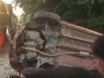 Kondisi-mobil-Agya-merah-yang-tertabrak-kereta-Api-Sibunuang-di-perlintasan-kereta-api.jpg
