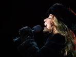 Lirik-Lagu-Youre-Still-The-One-Shania-Twaing.jpg