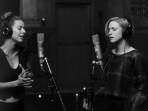 Lirik-laguHate-To-See-Your-Heart-Break-dari-band-Paramore-feat-Joy-Williams.jpg