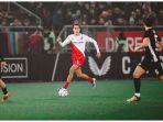 MILIANO-JONATHANS-Winger-Utrecht-FC-Miliano-Jonathans-saat-melawan.jpg