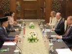MINTA-MAAF-Menlu-Belanda-Van-Weel-usai-pertemuan-bilateral-dengan-Menlu-RI-Sugionoi09.jpg
