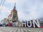 Menara-Alfa-Omega-Kota-Tomohon-Sulawesi-Utara.jpg