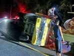 Mobil-Truk-Toyota-Dyna-Alami-Lakalantas-di-Desa-Senduk-Tombariri-Minahasa-Sulawesi-Utara.jpg