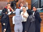 Nikita-Mirzani-mencurahkan-isi-hatinya-jelang-sidang-pembacaan-vonis.jpg