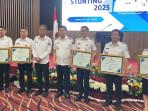 PENGHARGAAN-Gubernur-Provinsi-Sulawesi-Utara-Yulius-SelvanusLO0.jpg