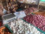 Daftar Harga Rempah di Pasar Tradisional Poyowa Kecil Kamis 15 Mei 2025, Rica Stabil