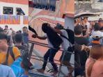 Pelaku-pembunuhan-anak-tiri-saat-dihajar-keluarga-korban-45de.jpg