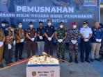 Pemusnahan-barang-bukti-di-Kantor-Bea-Cukai-Kota-Bitung-Foto-1.jpg