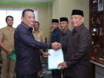 Pengangkatan-dilakukan-di-ruang-kerja-bupati-Senin-10102022.jpg