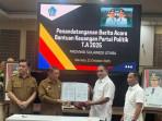 Penyerahan-dana-hibah-Rp-17-miliar-dari-Pemprov-Sulut-per-tahun-2025-kepada-9-partai-politik.jpg