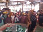 Potret-Wali-Kota-Kotamobagu-Weny-Gaib-Berkunjung-ke-Pasar-Tradisional-Poyowafgjhfgjhgjghj.jpg