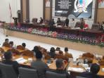 Rapat-Paripurna-DPRD-Manado-dalam-rangka-pembicaraan-YU78HJJG.jpg