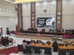 Rapat-paripurna-pembicaraan-tingkat-II-Ranperda-Perubahan-APBD-Manado.jpg