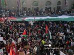 Ratusan-Ribu-Warga-Amerika-Serikat-berdemo-serukan-bebaskan-Palestina-di-Washington-DC.jpg